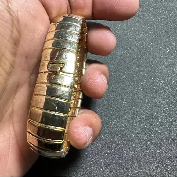 Omega Link Style Fashion Bracelet Gold Tone 7” Long - Picture 3 of 6